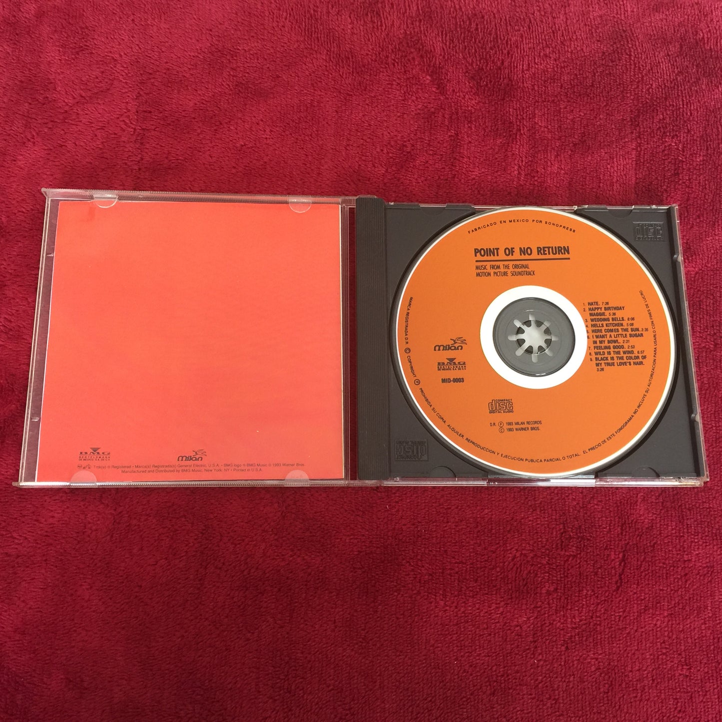 Hans Zimmer / Nina Simone – Point Of No Return (OST). Cd nacional en buen estado.
