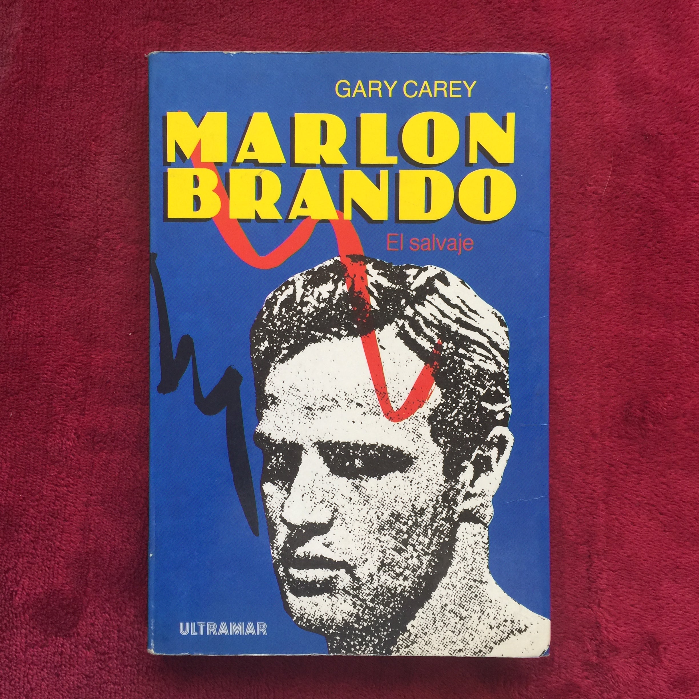 Marlon Brando. Gary Carey. Libro. formatomuertodistro
