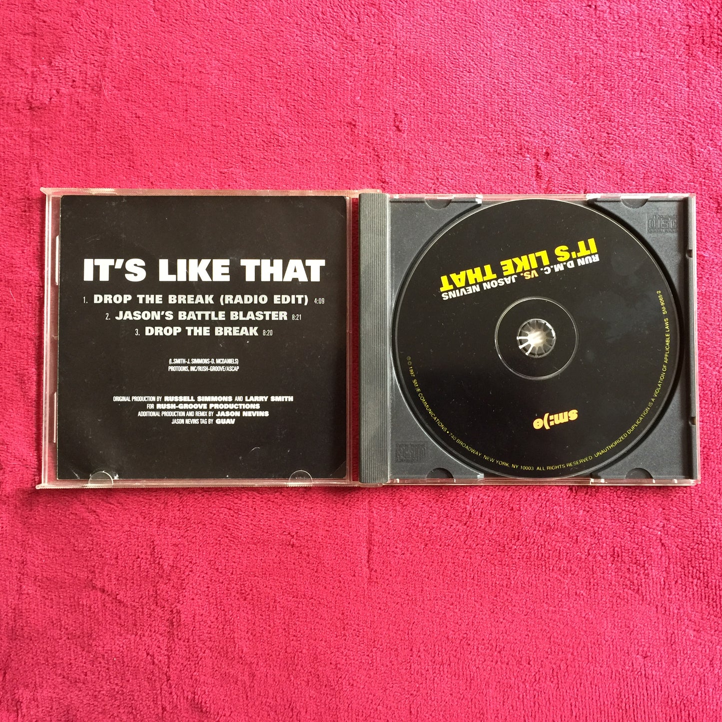 Run-D.M.C. vs. Jason Nevins – It's Like That. CD importado.