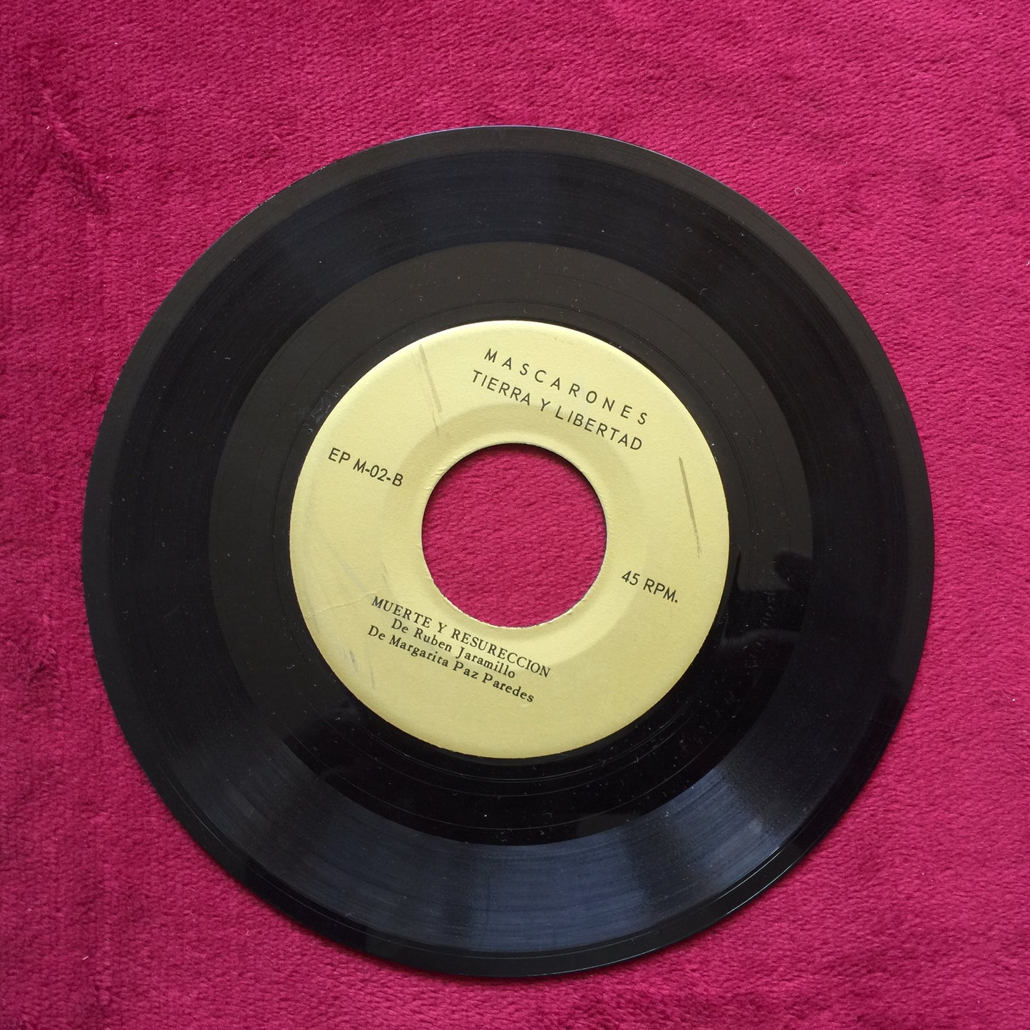 Mascarones – Tierra Y Libertad. Vinilo 7". formato muerto