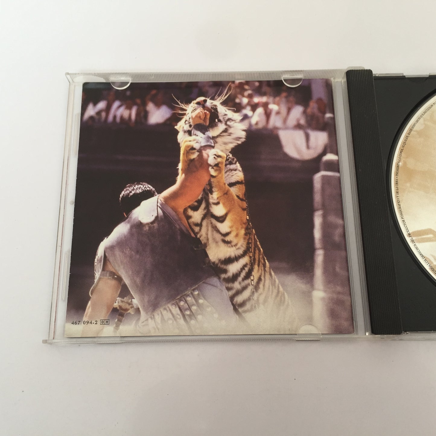 Gladiator. Cd nacional en buen estado. formato muerto