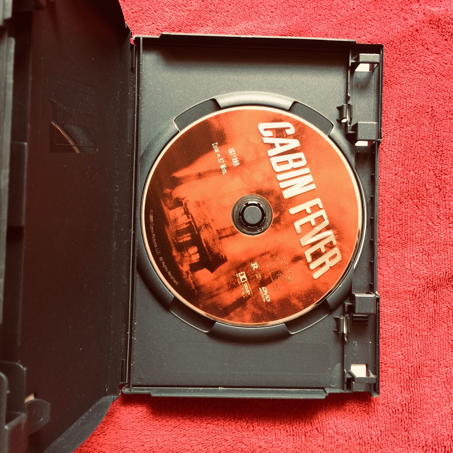 Cabin Fever. DVD importado en buen estado. formato muerto