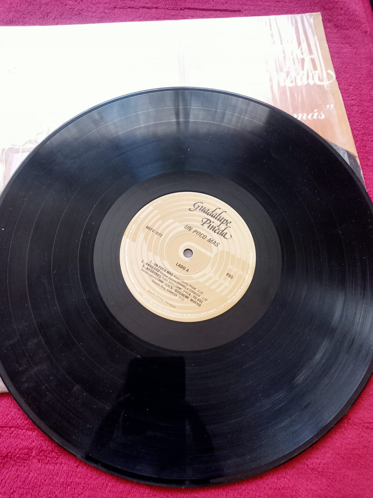 Guadalupe Pineda – Un Poco Mas. Vinilo. formato muerto tienda de discos en mexico