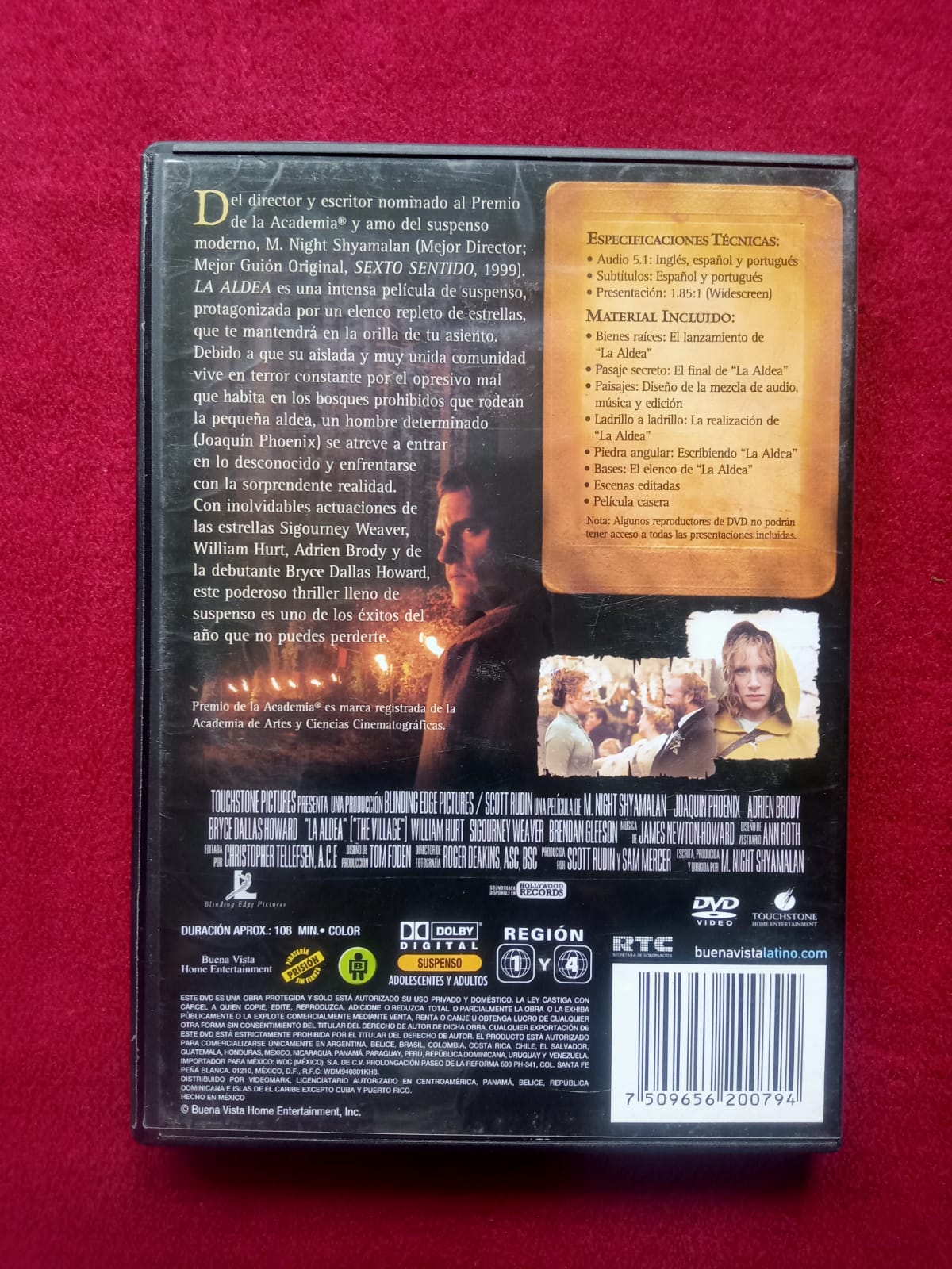 La Aldea. DVD excelente estado. formato muerto