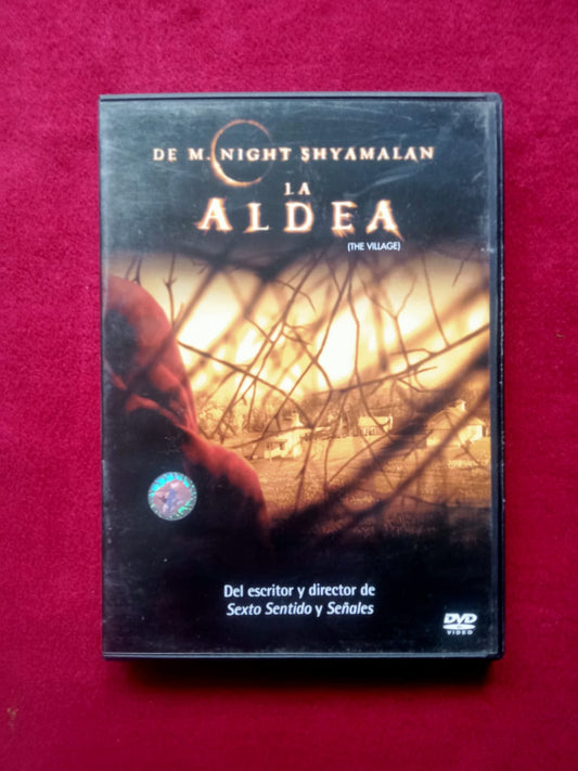 La Aldea. DVD excelente estado. formato muerto