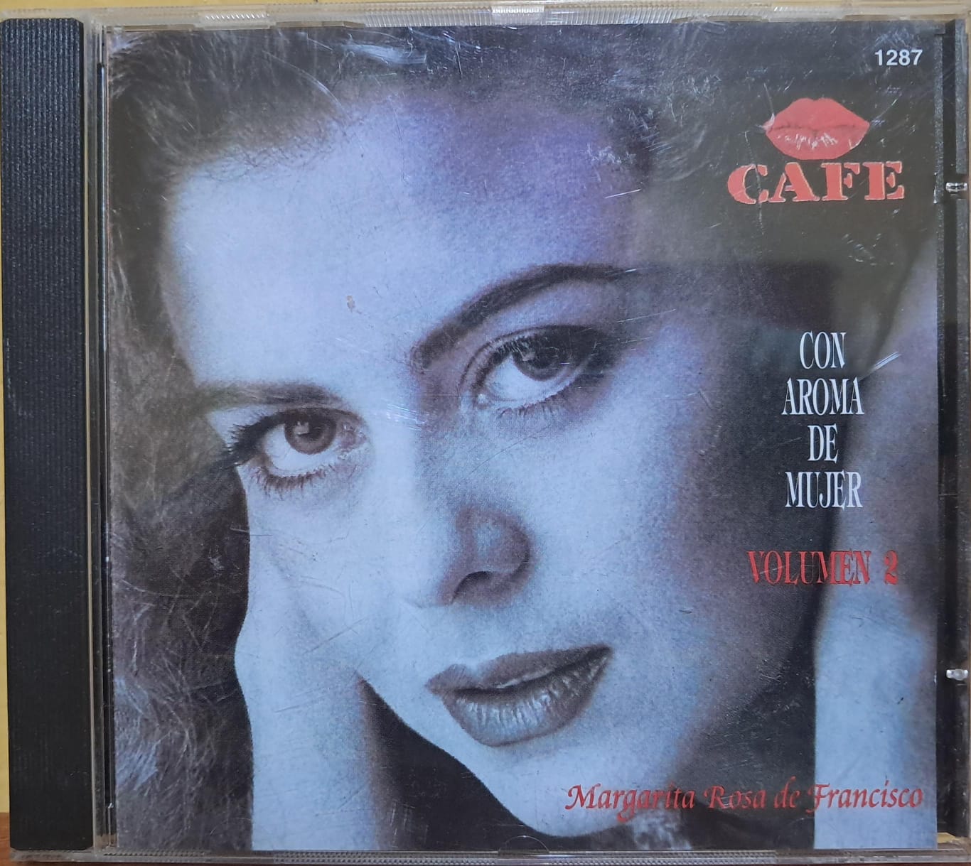 Café con aroma de mujer volumen 2. Cd en buen estado. formato muerto