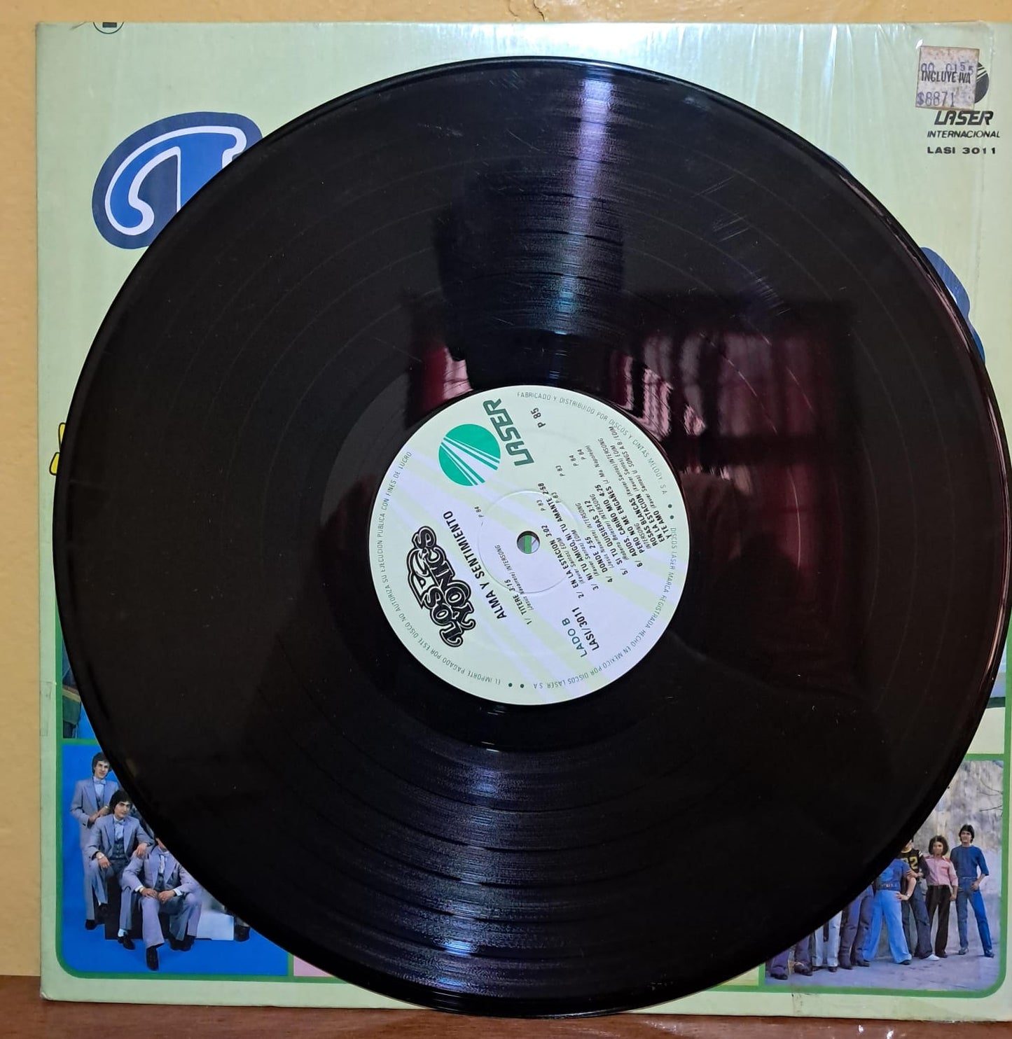 Los Yonics – Alma Y Sentimiento. Vinilo en buen estado. formato muerto