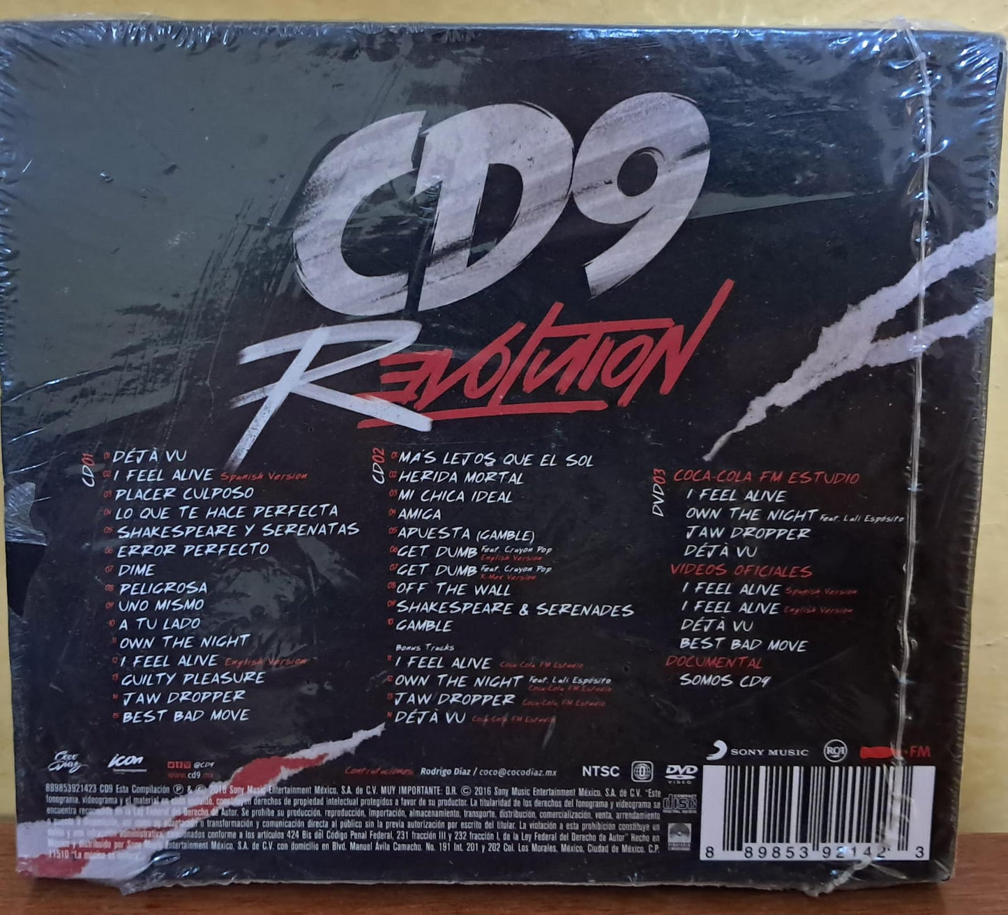 CD9. Revolution. Cd triple nuevo. formato muerto