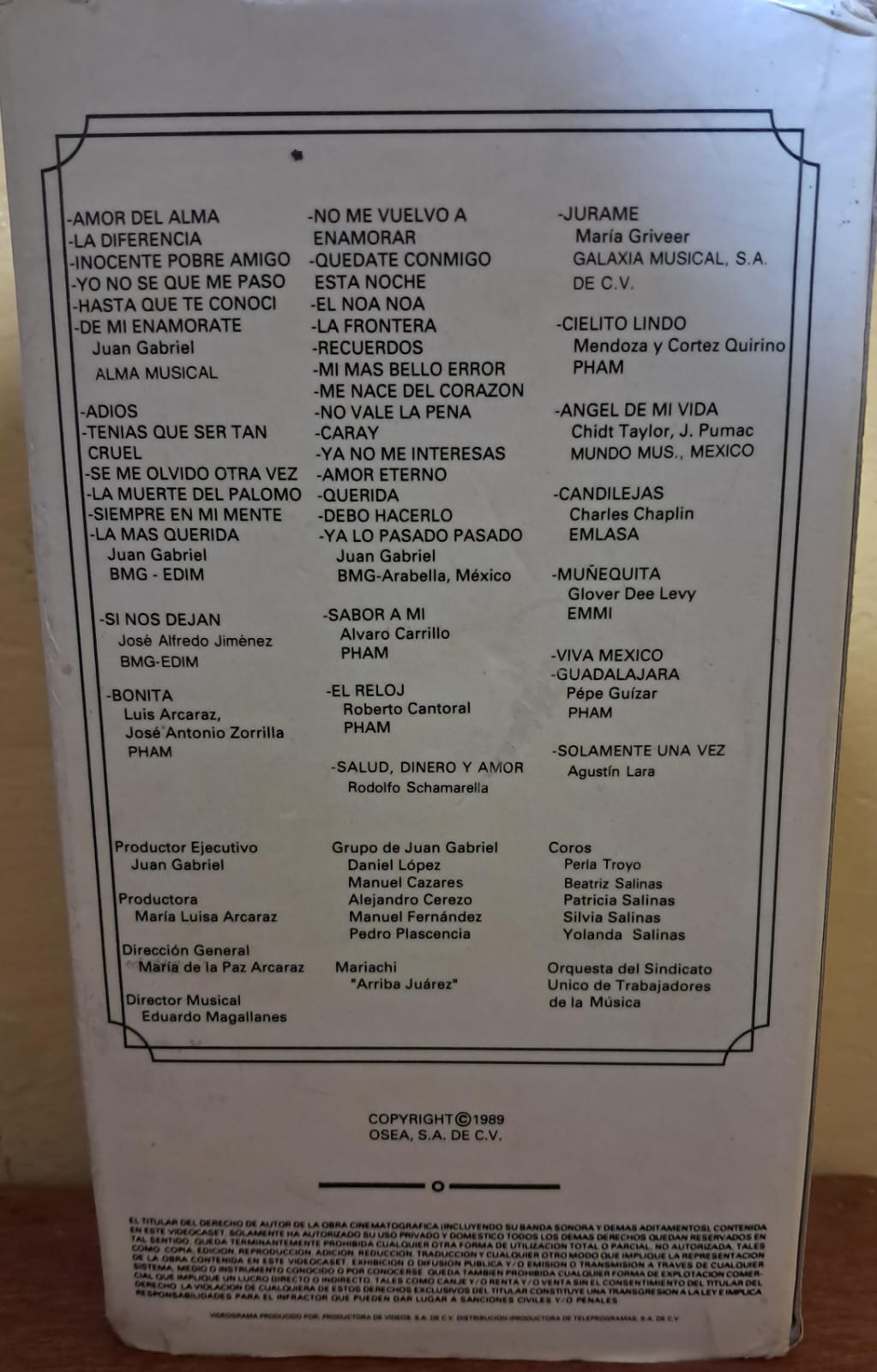 Juan Gabriel. Al Natural. Beta doble. En buen estado.