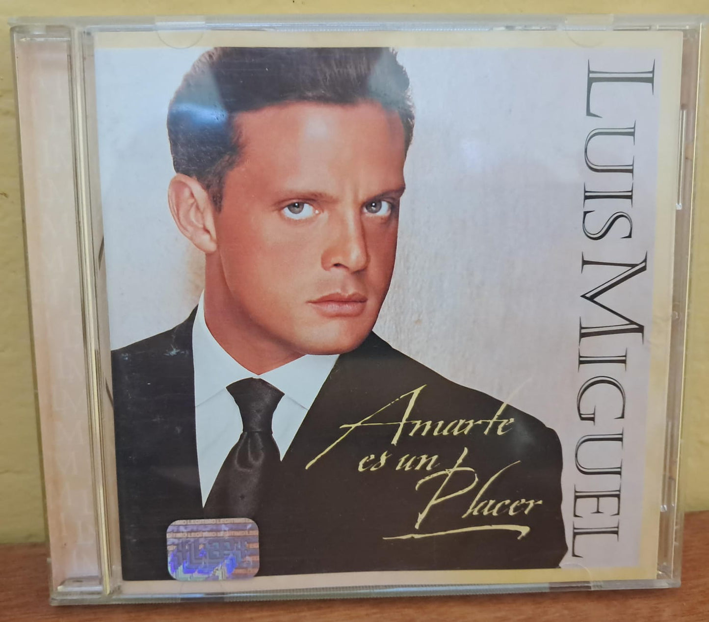 Luis Miguel – Amarte Es Un Placer. Cd en excelente estado. formato muerto