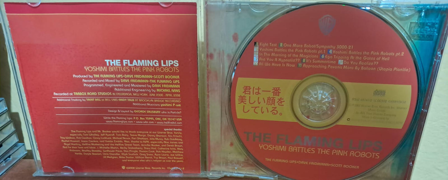 The Flaming Lips – Yoshimi Battles the Pink Robots en CD en buen estado. formato muerto