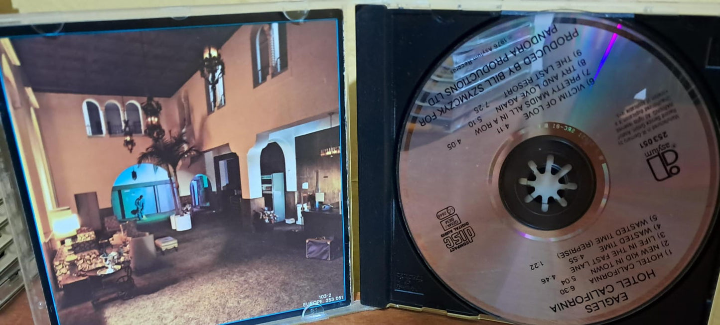EAGLES - HOTEL CALIFORNIA. Cd importado buen estado. formato muerto