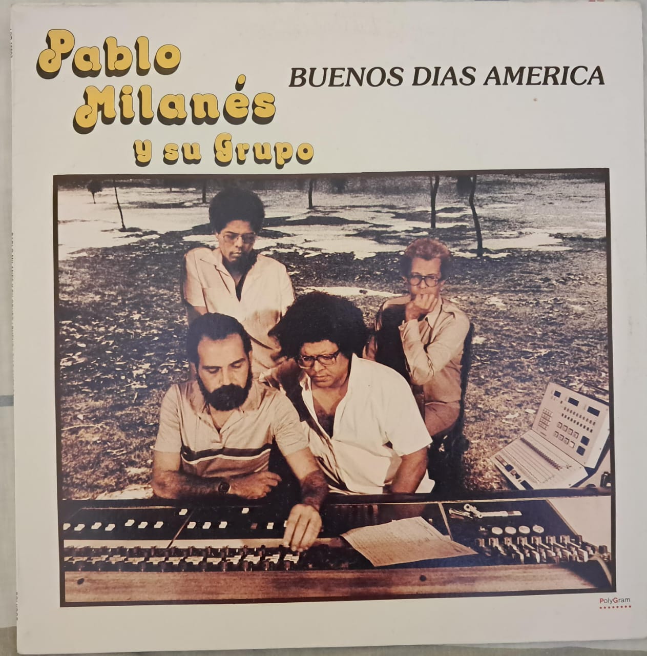 Pablo Milanes Y Su Grupo – Buenos Dias America. Vinilo en buen estado. formato muerto