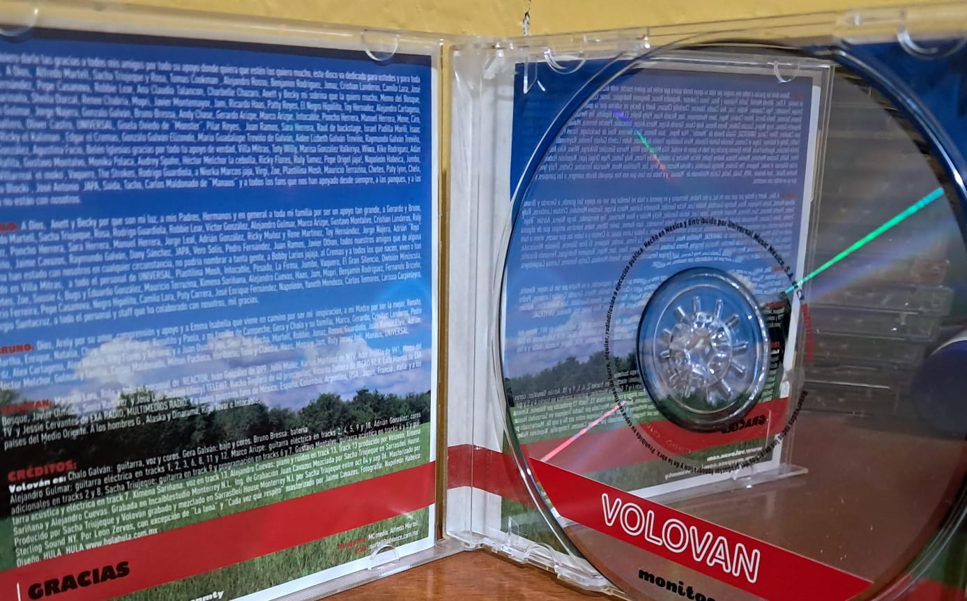 Volovan – Monitor. Cd en buen estado. formato muerto