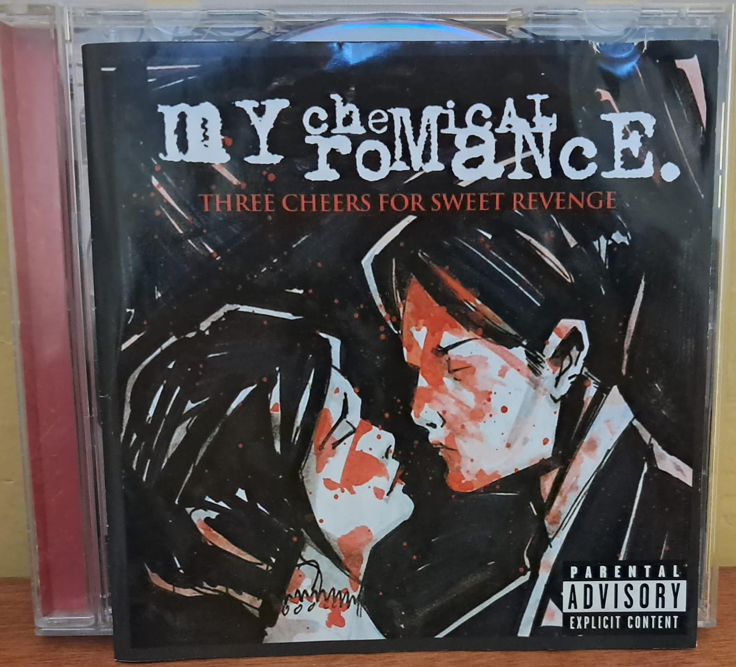 MY CHEMICAL ROMANCE – THREE CHEERS FOR SWEET REVENGE. Cd en buen estado. formato muerto