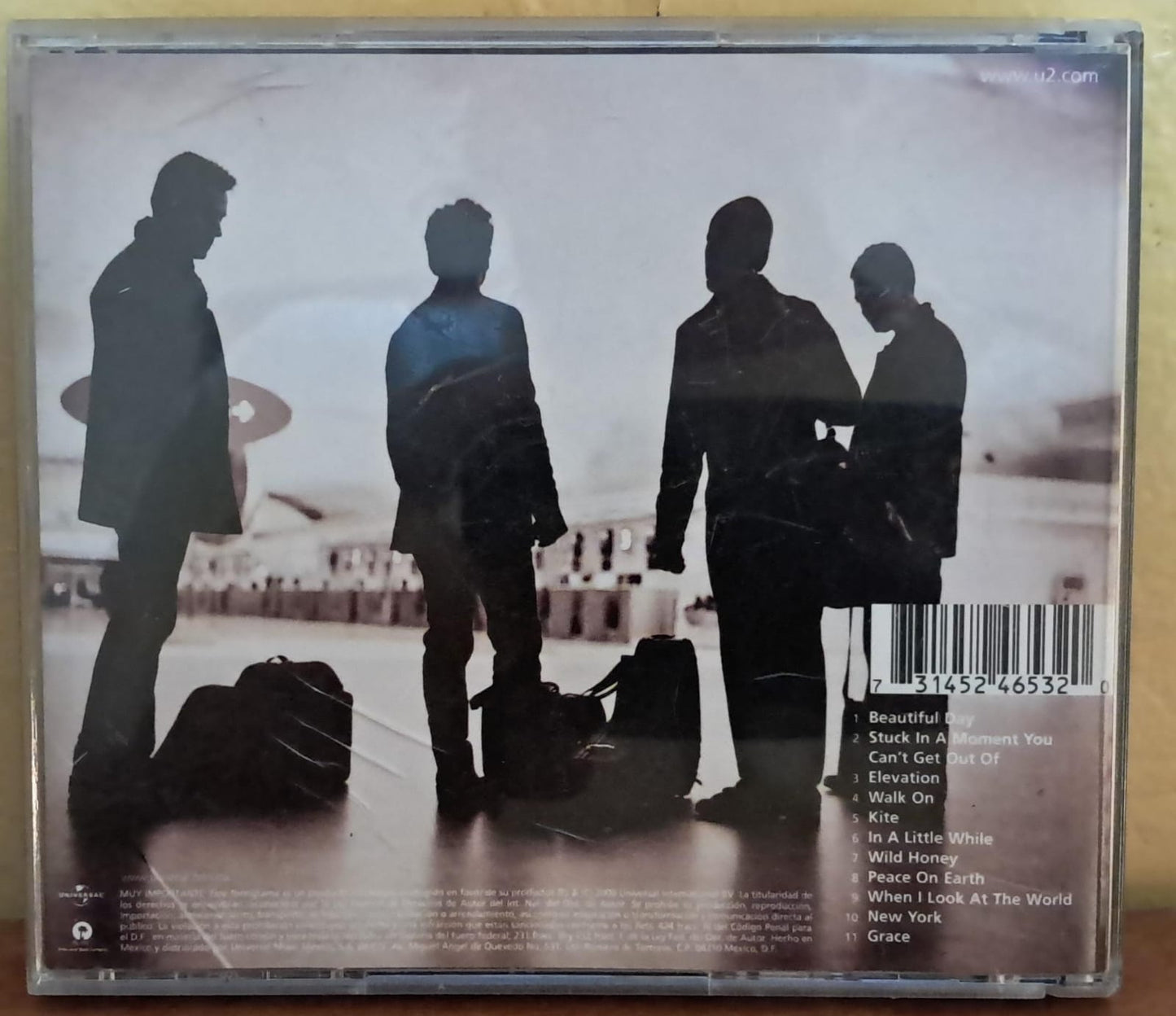 U2 – All That You Can’t Leave Behind. Cd en buen estado. formato muerto