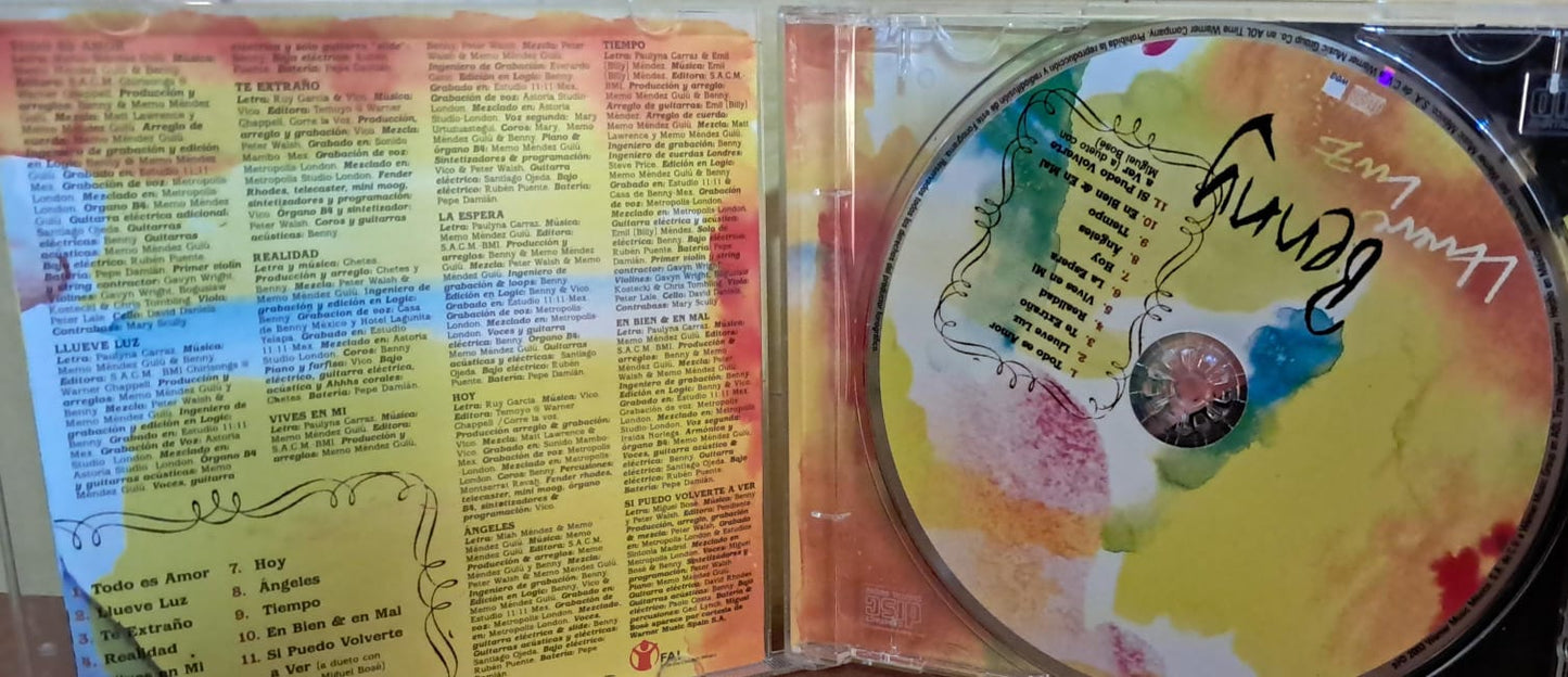 Benny – Llueve Luz. Cd en buen estado. formato muerto