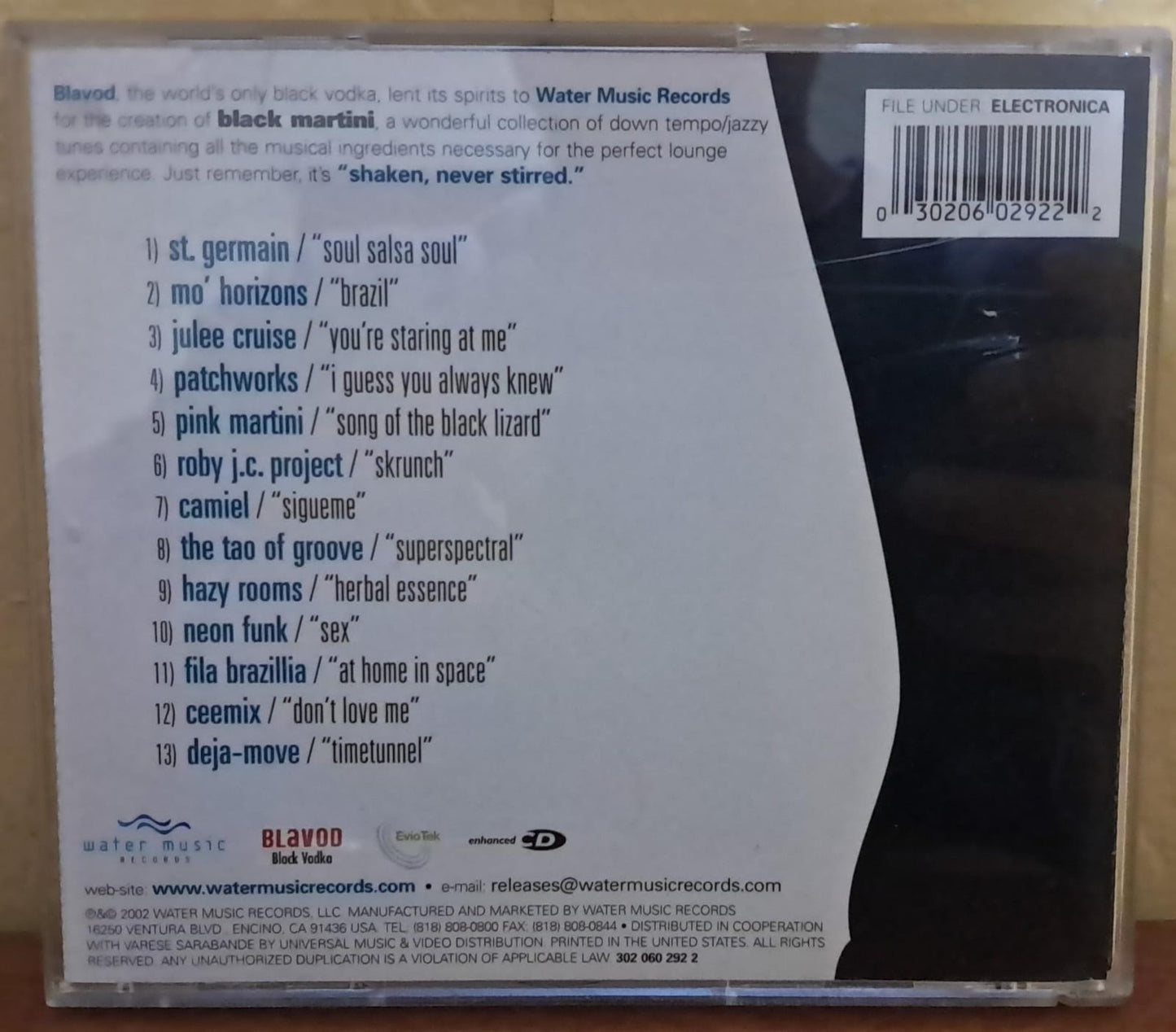 Varios – Black Martini - La Musique Lounge Moderne. Cd en buen estado. formato muerto