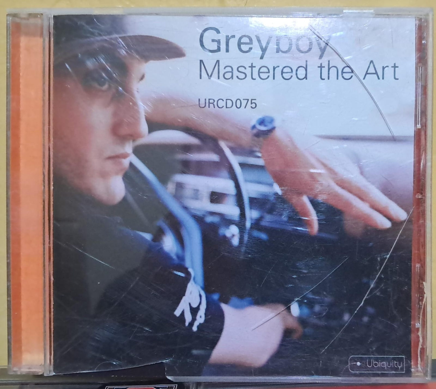 Greyboy – Mastered the Art (CD importado en buen estado). formato muerto