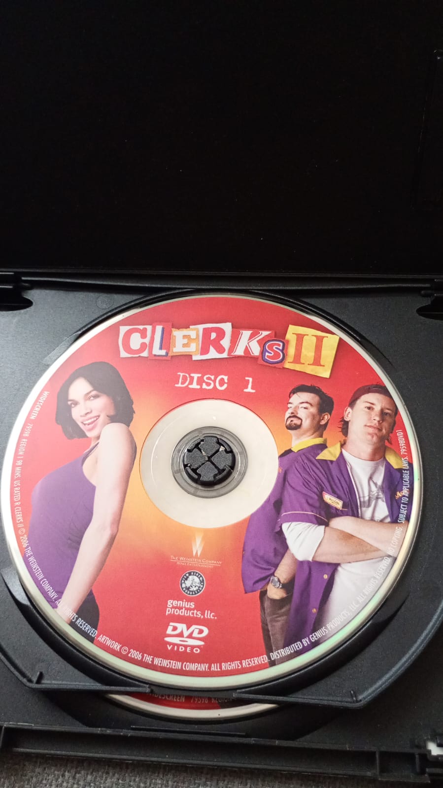 Clerks II (Two-Disc Widescreen Edition). Excelente estado. tienda de dvds formato meurto