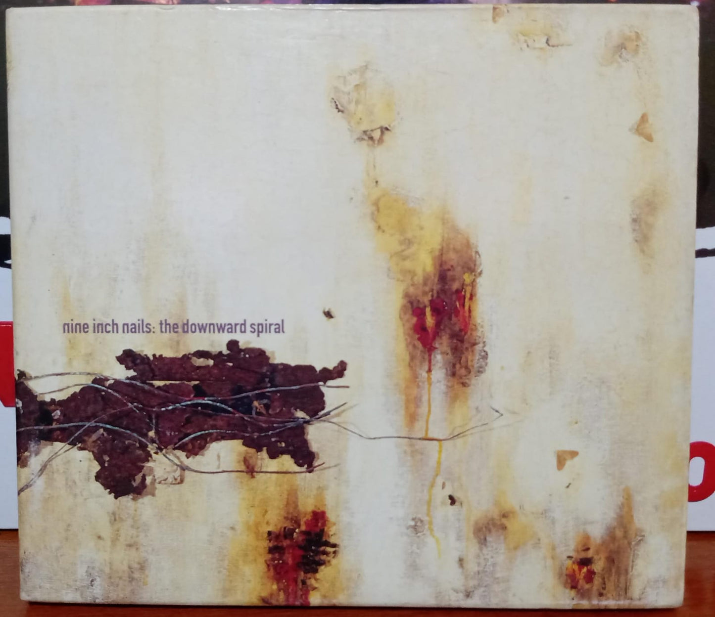 Nine Inch Nails – The Downward Spiral
CD Importado • Excelente Estado tienda de discos en méxico formato muerto