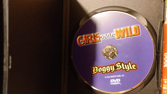 Girls Gone Wild: Doggy Style Uncensored DVD Snoop Dogg takes control of the camera during Mardi Gras. tienda de discos en méxico formato muerto