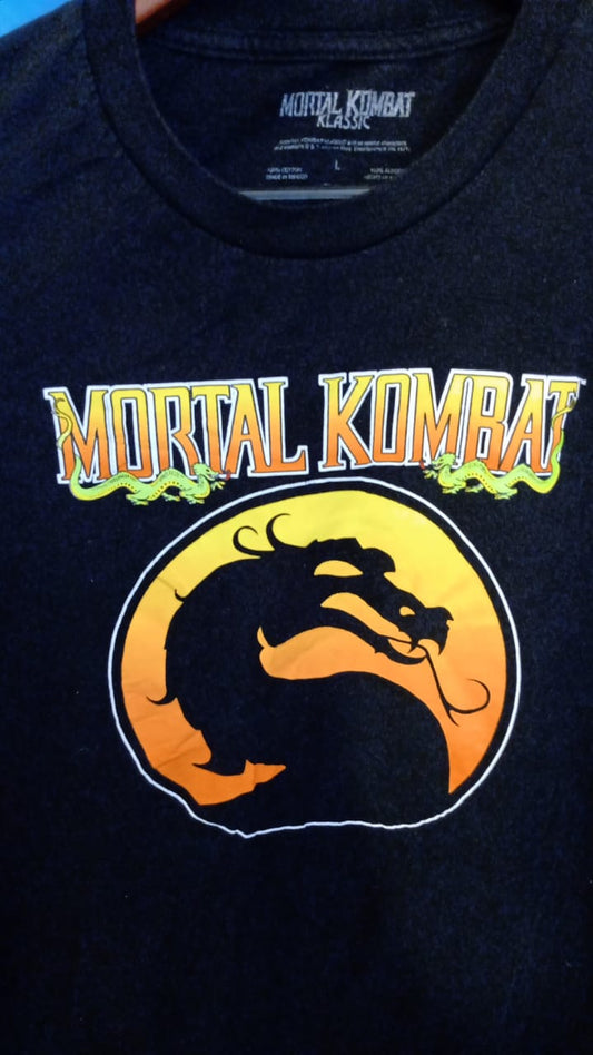 Mortal Kombat. Playera.