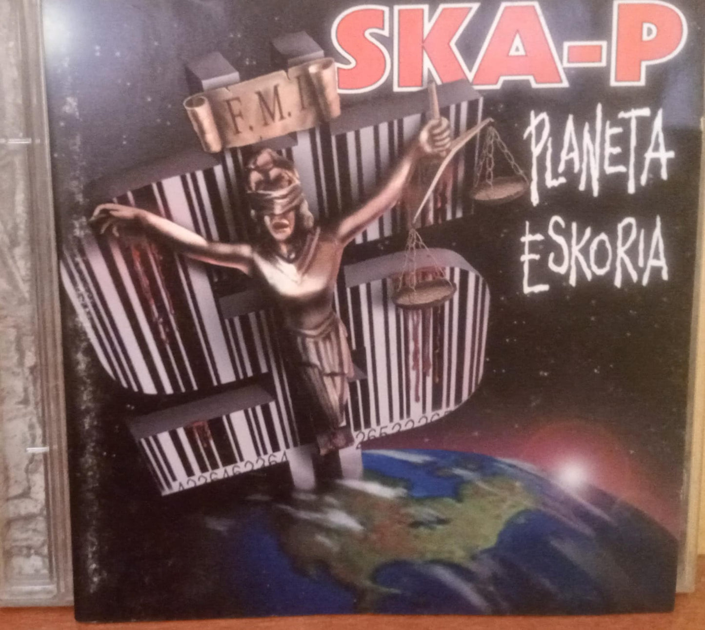 Ska-P – Planeta Eskoria. Cd en buen estado.