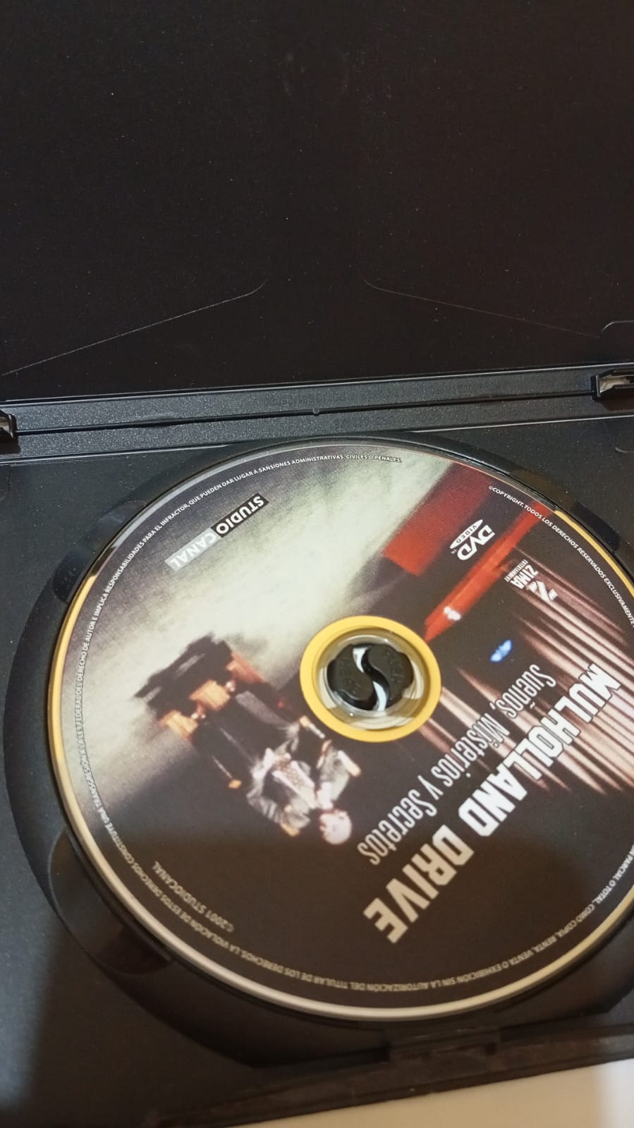 Mulholland Drive. DVD.
