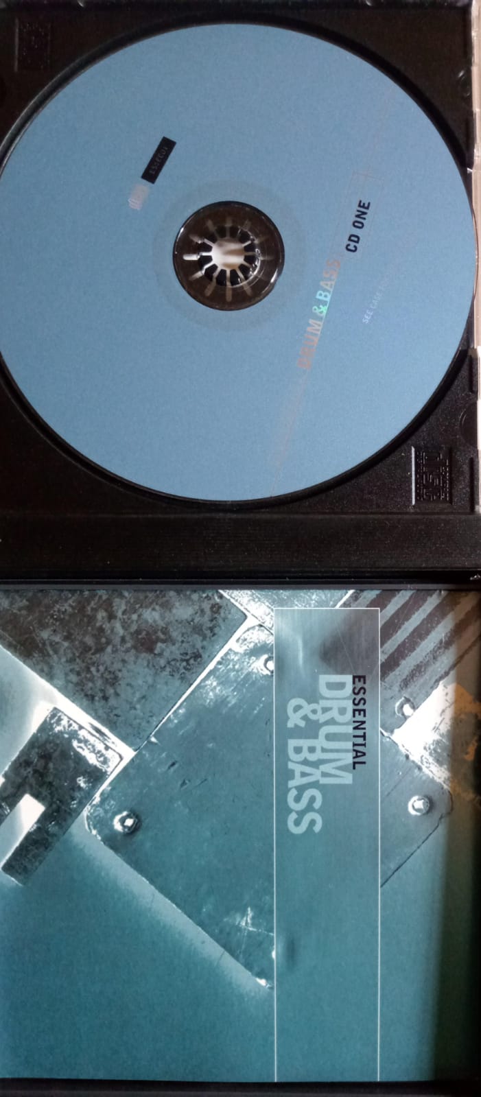 Varios – Essential Drum & Bass ('Exclusive Tracks From The UK Underground'). CD doble. tienda de discos en méxico formato muerto
