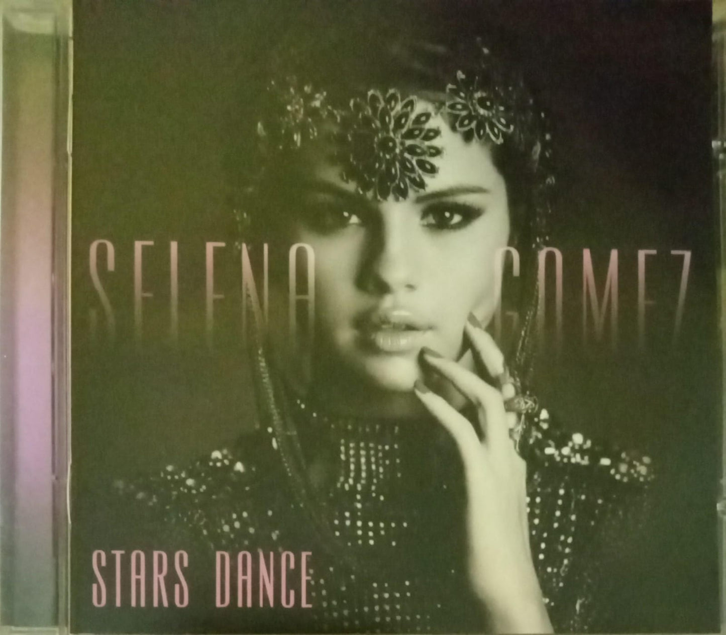 Selena Gomez – Stars Dance. Cd en buen estado.