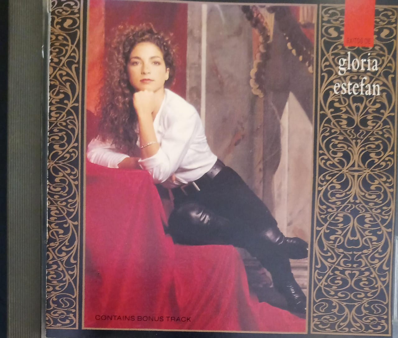 Gloria Estefan – Exitos De Gloria Estefan. Cd en buen estado.