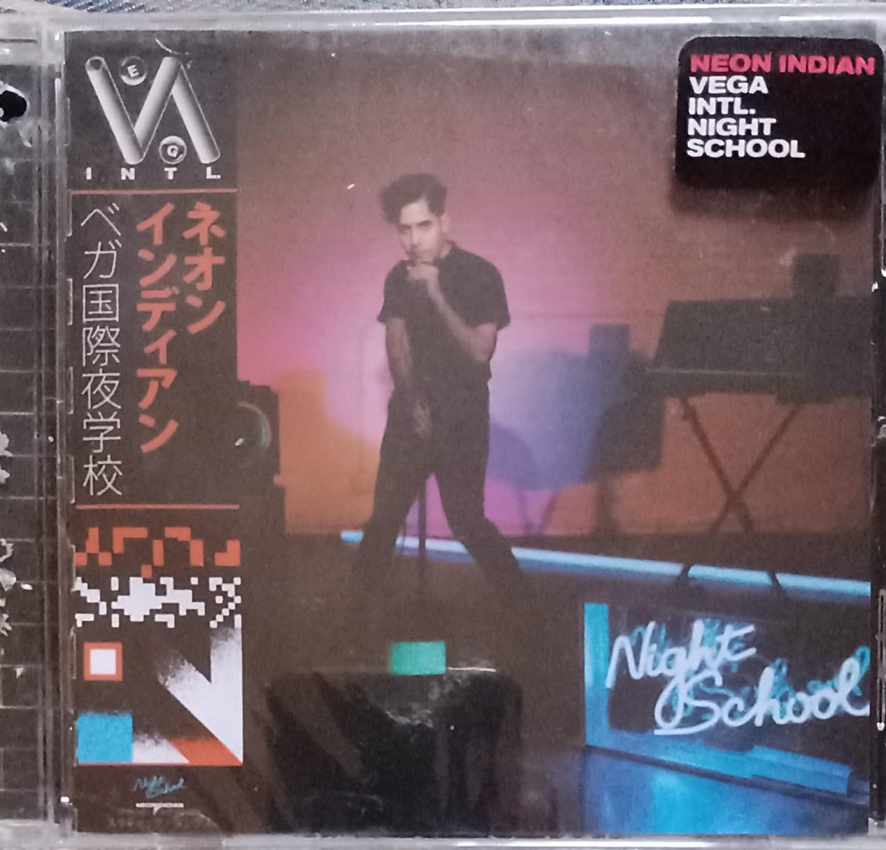 Neon Indian – VEGA INTL. Night School (CD nuevo).