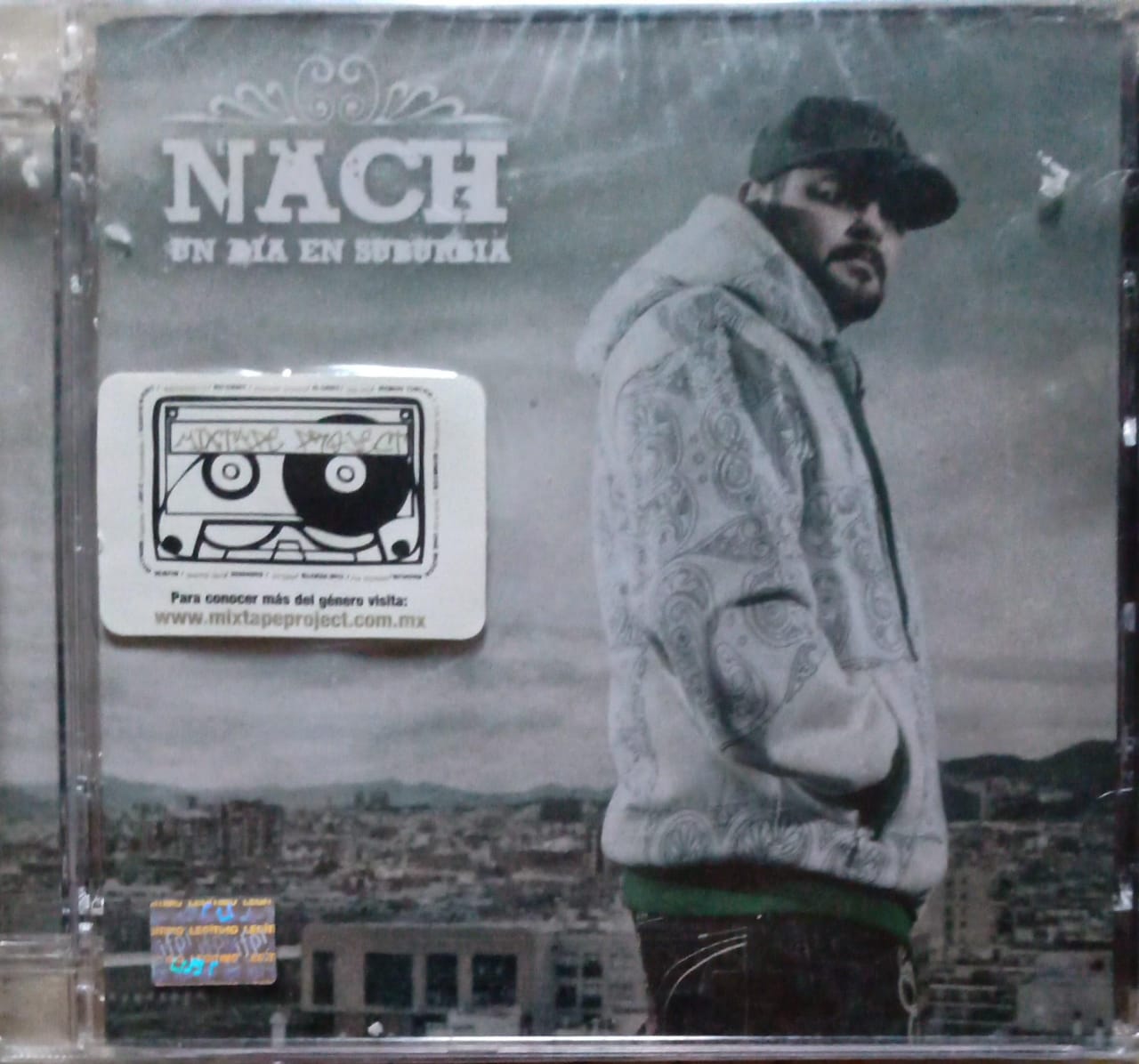 Nach – Un Día En Suburbia. Cd nuevo.