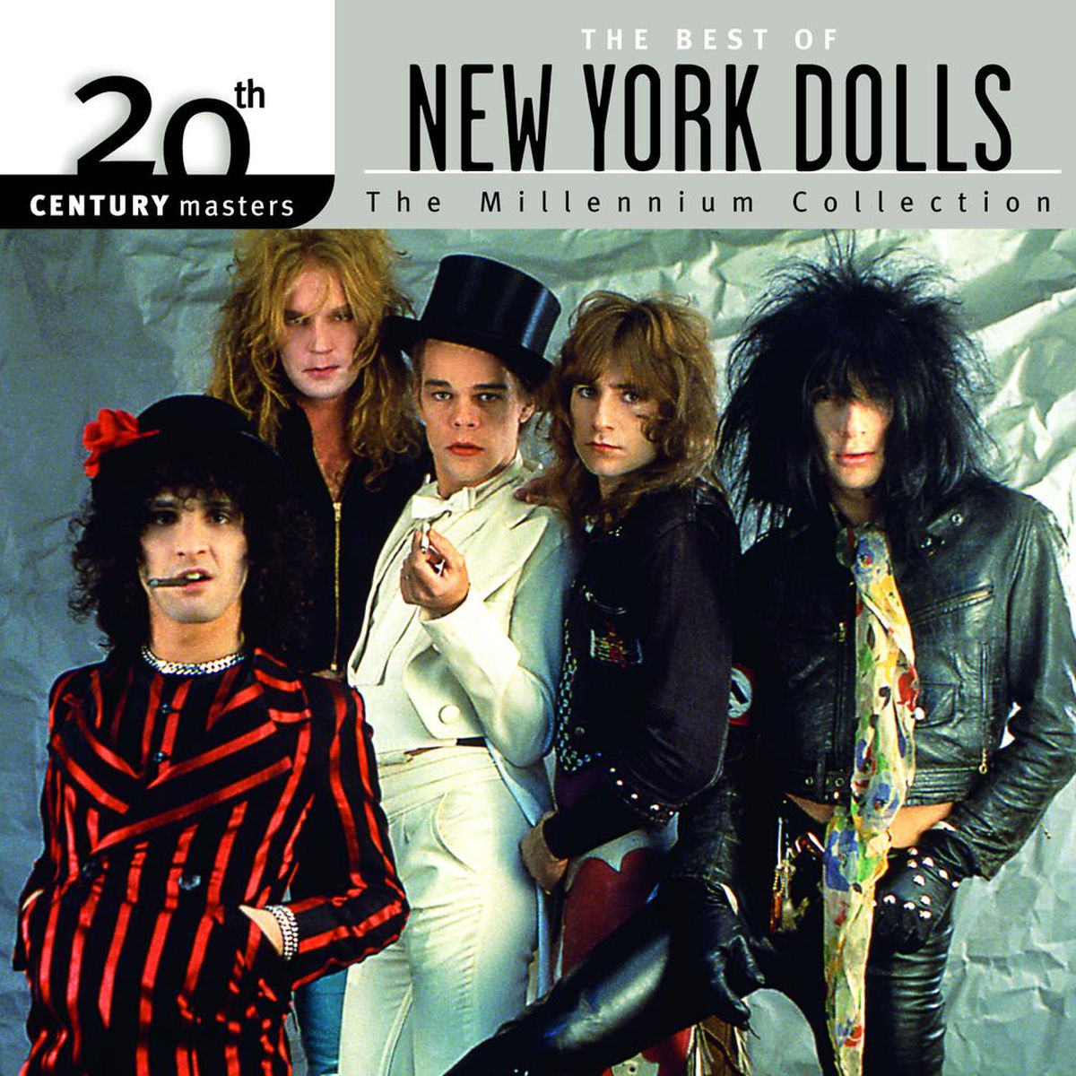 New York Dolls – The Best Of New York Dolls. CD en buen estado.
