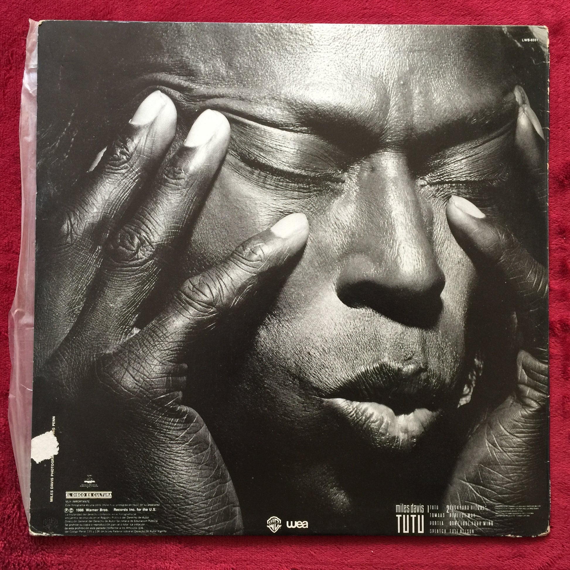 Miles Davis. Tutu. Vinilo nacional en buen estado. formato muerto