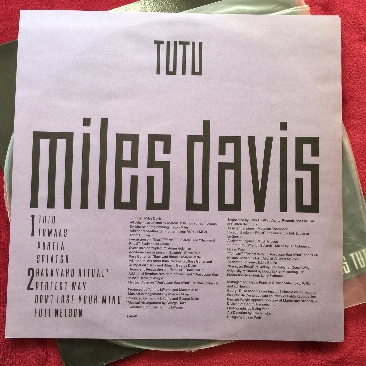 Miles Davis. Tutu. Vinilo nacional en buen estado. formato muerto