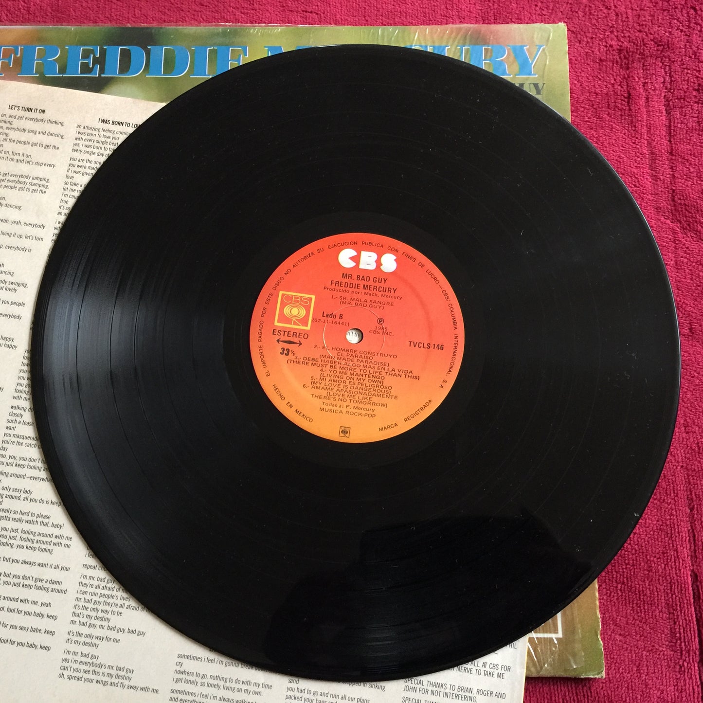 Freddie Mercury – Mr. Bad Guy. Vinilo nacional en buen estado. formato muerto