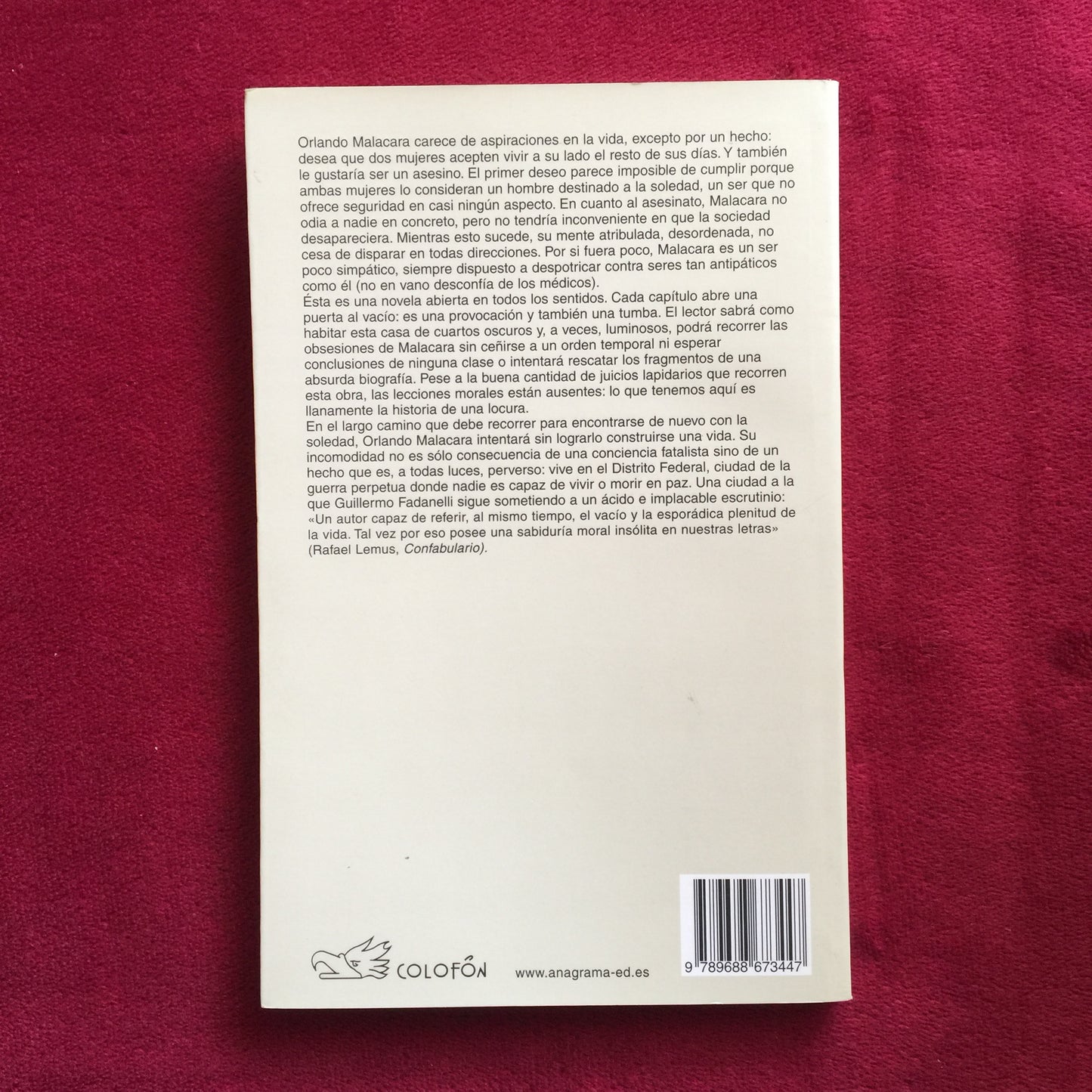 Guillermo Fadanelli. Malacara. Libro.  formato muerto