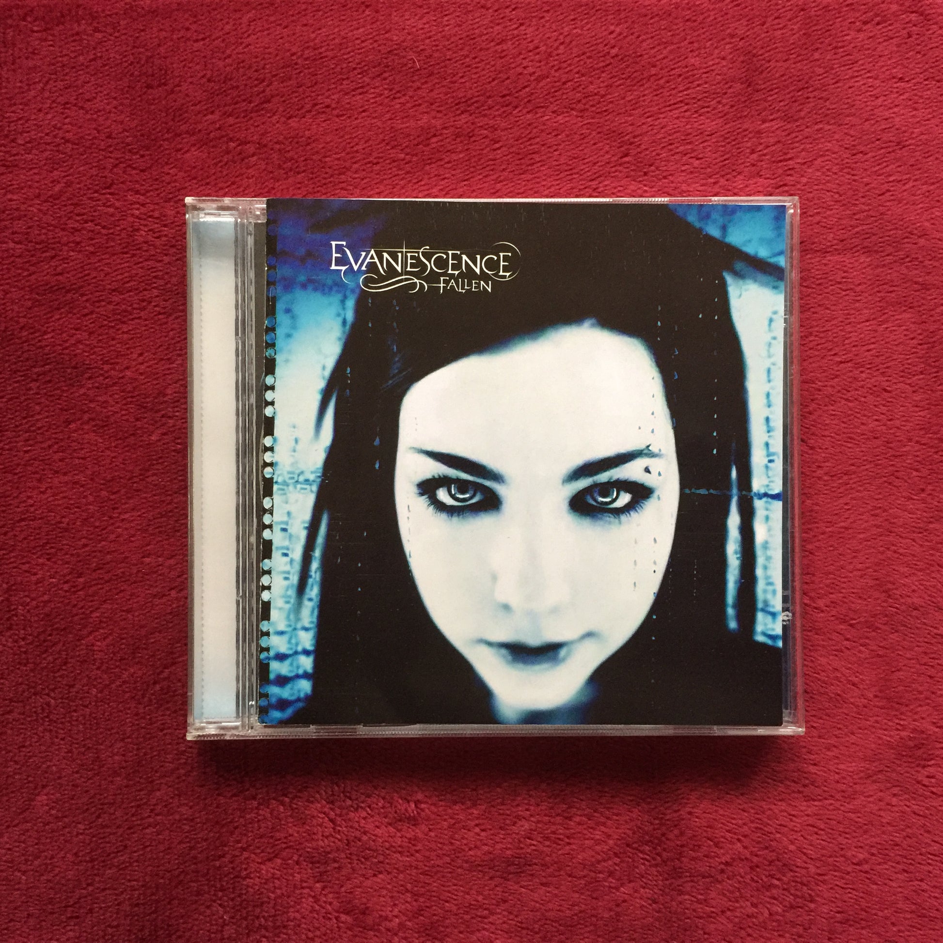 Evanescence. Fallen. Cd en buen estado. formato muerto