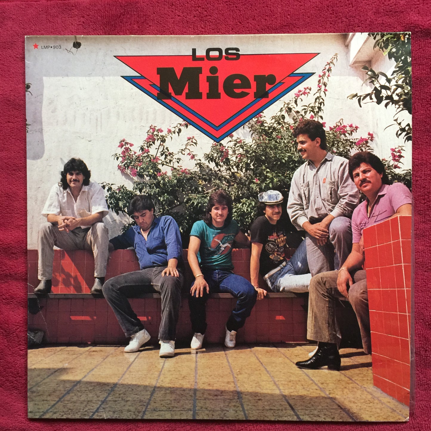 Los Mier – Te Reto A Que Me Olvides. Vinilo en buen estado. formato muerto