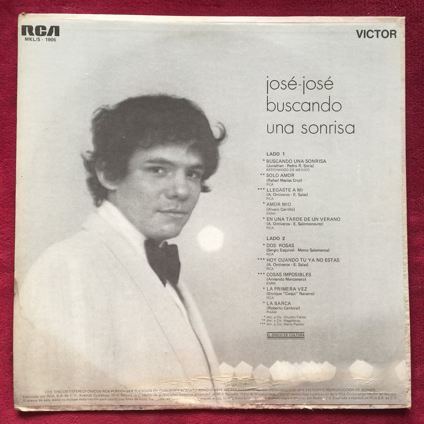 José José – Buscando Una Sonrisa. Vinilo 1ra edición en buen estado. formato muerto