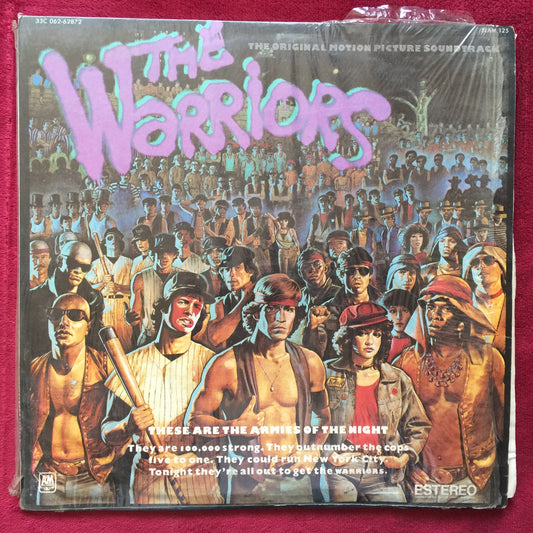 Varios – The Warriors. Vinilo nacional completo en buen estado. formato muerto