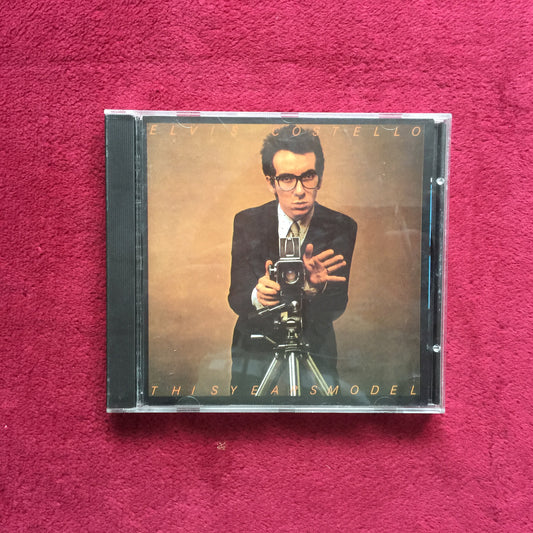 Elvis Costello. This Year's Model. Cd importado en excelente estado. formato muerto