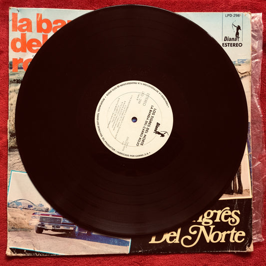 Los Tigres Del Norte – La Banda Del Carro Rojo. Vinilo en buen estado. formato muerto