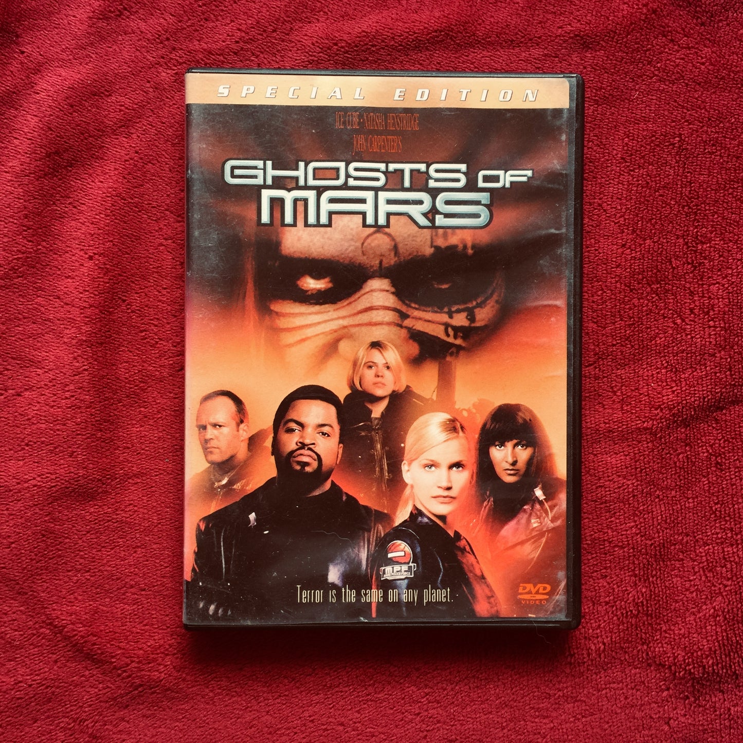 Ghosts of Mars. DVD importado en buen estado. formato muerto