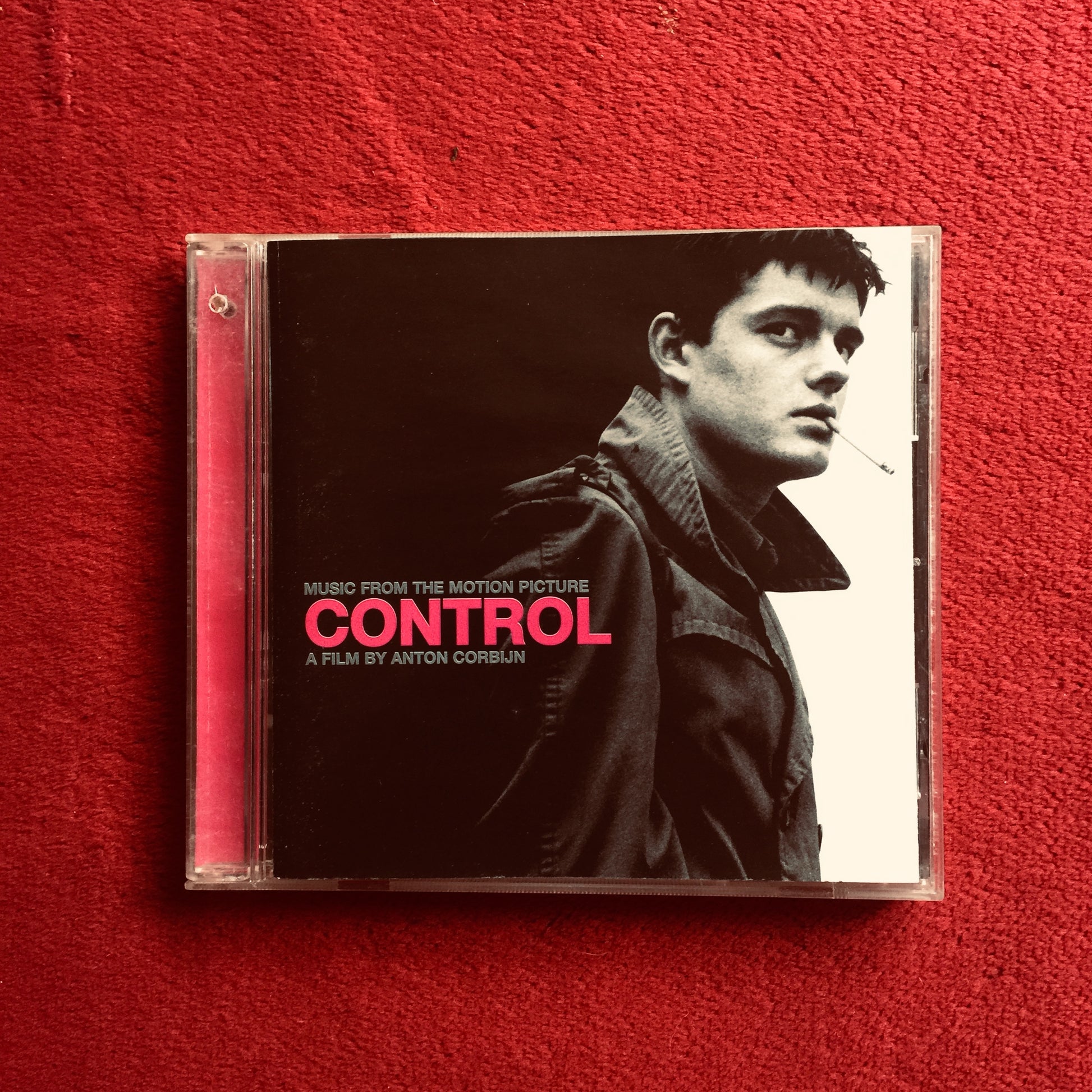 Varios – Music From The Motion Picture Control. Cd nacional. formato muerto