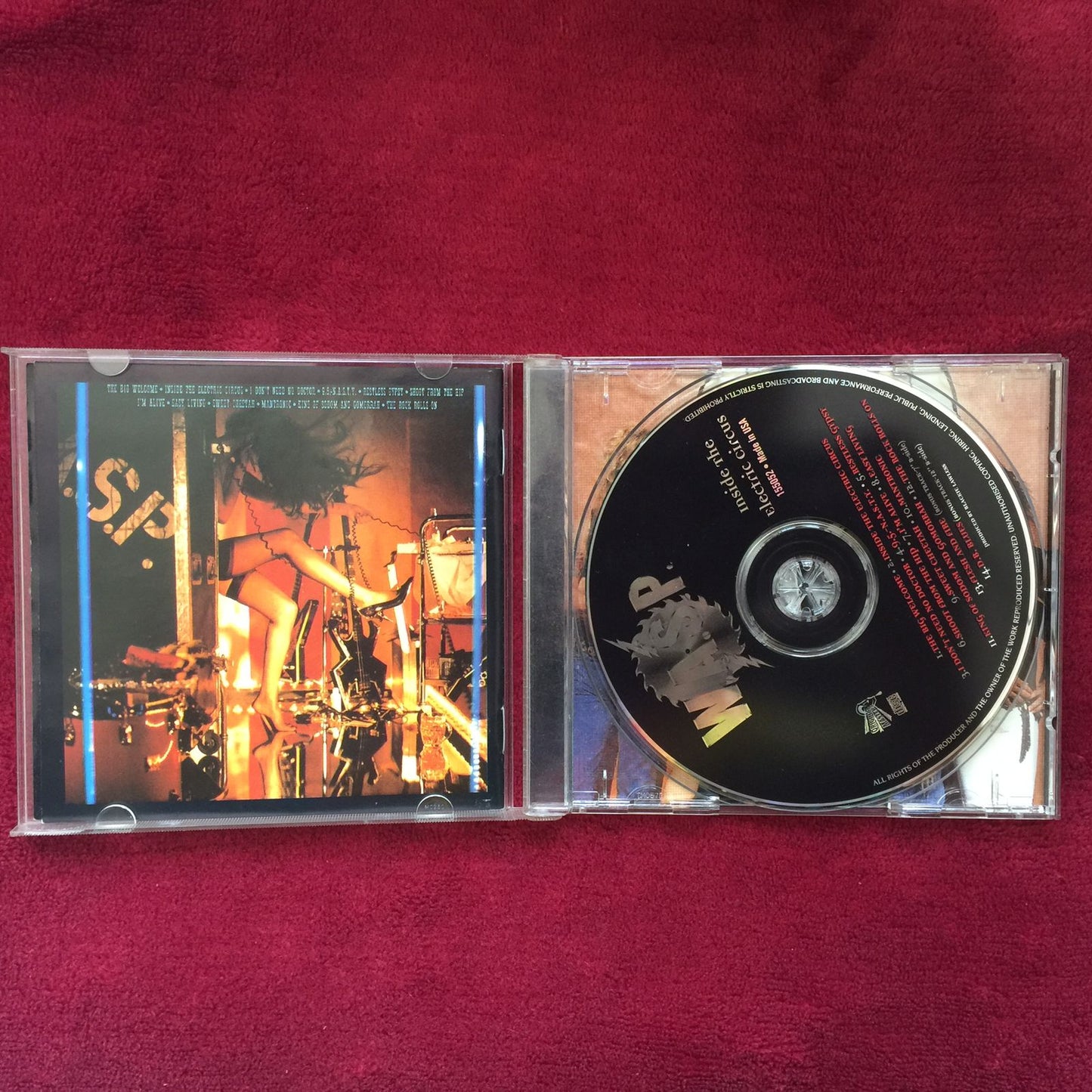 WASP. Inside The Electric Circus. CD importado en excelente estado.