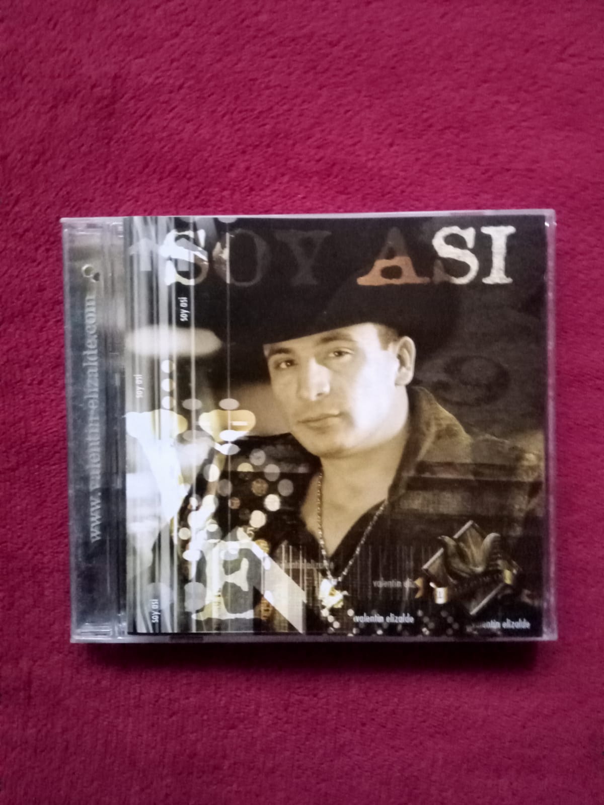 Valentín Elizalde – Soy Así. Cd en buen estado. formato muerto