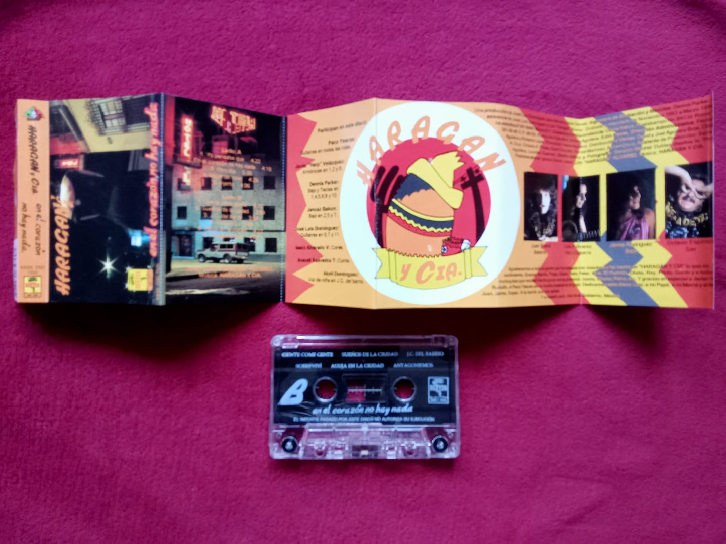 Haragan Y Cia. – En El Corazón No Hay Nada. Cassette en buen estado.